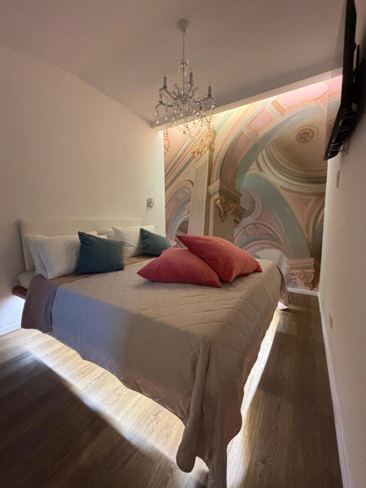 Atrium Regal Bed and breakfast